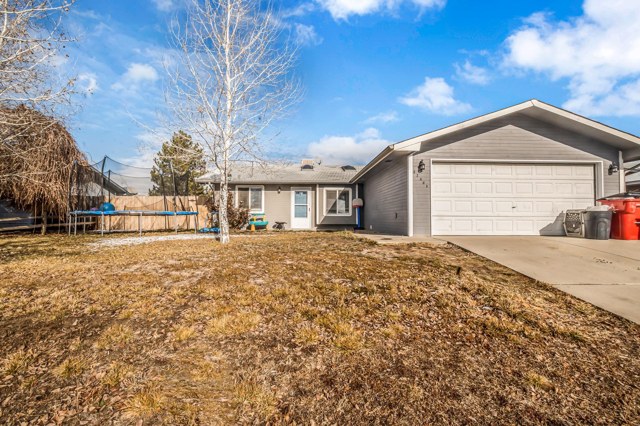 Freshly updated home! This 3 bedroom, 2 bathroom home has new appliances, flooring, water heater, counters, and paint throughout! You can feel the warmth of the updates as soon as you walk in the door. Schedule your showing today!
