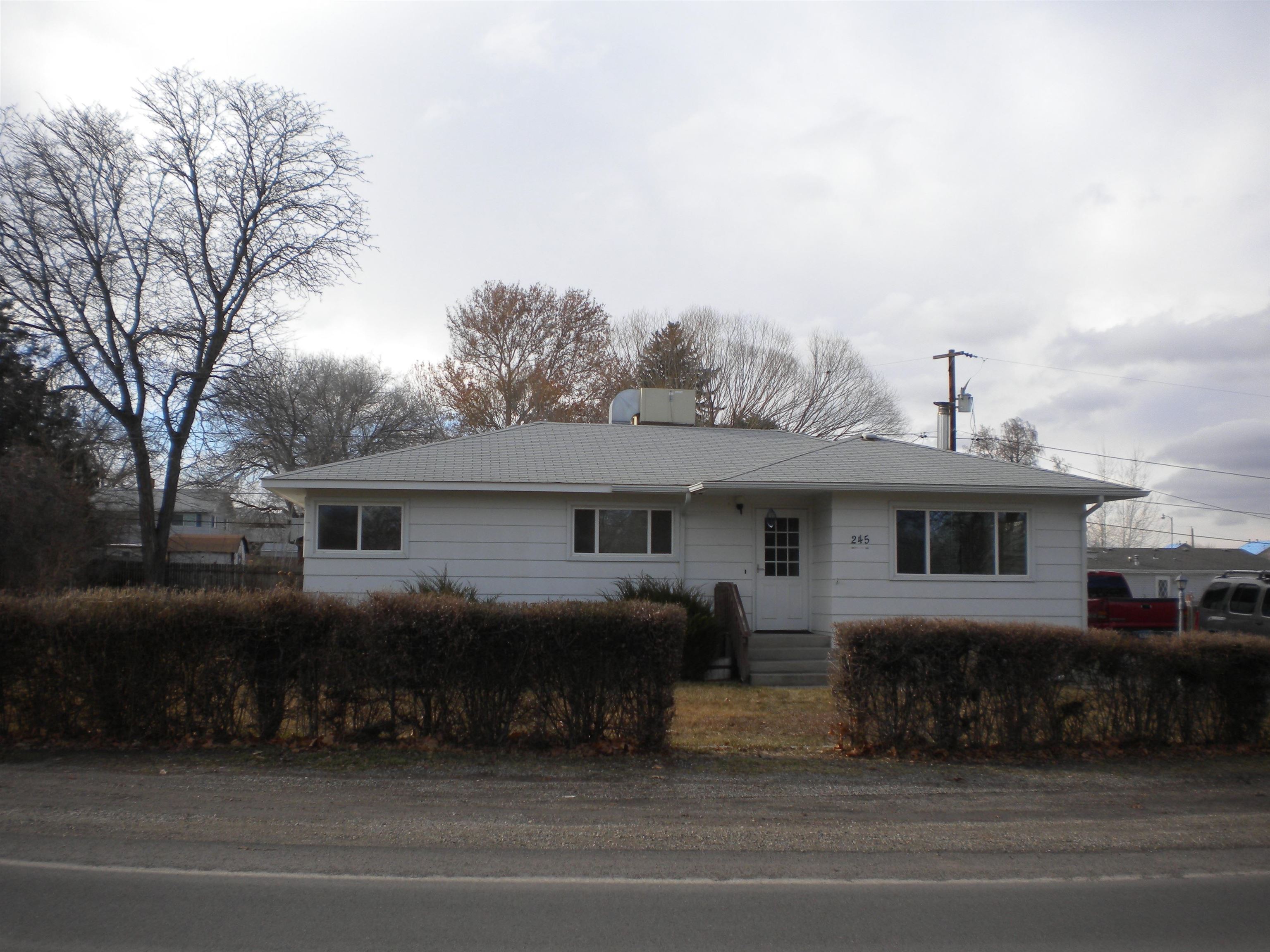 245  27 Road