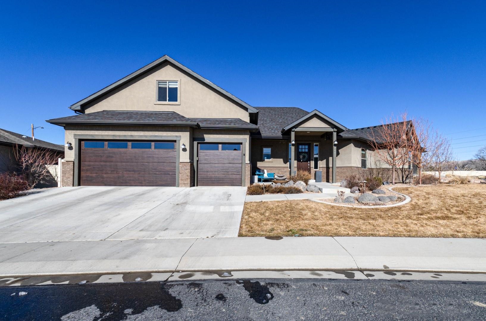 744  Ruby Ranch Drive