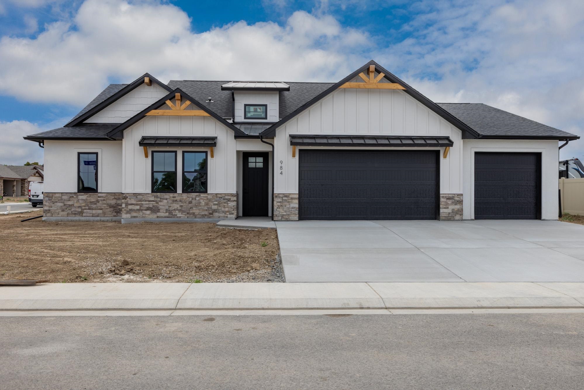 984 Red Globe Drive, Fruita, CO 81521