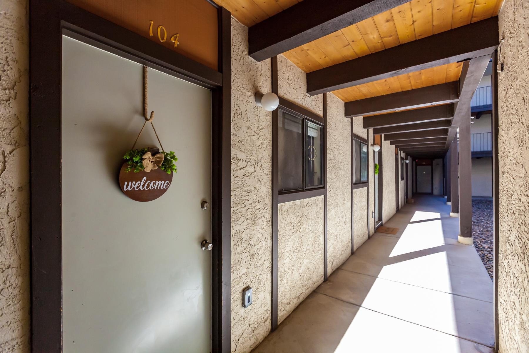 3231  Lakeside Drive