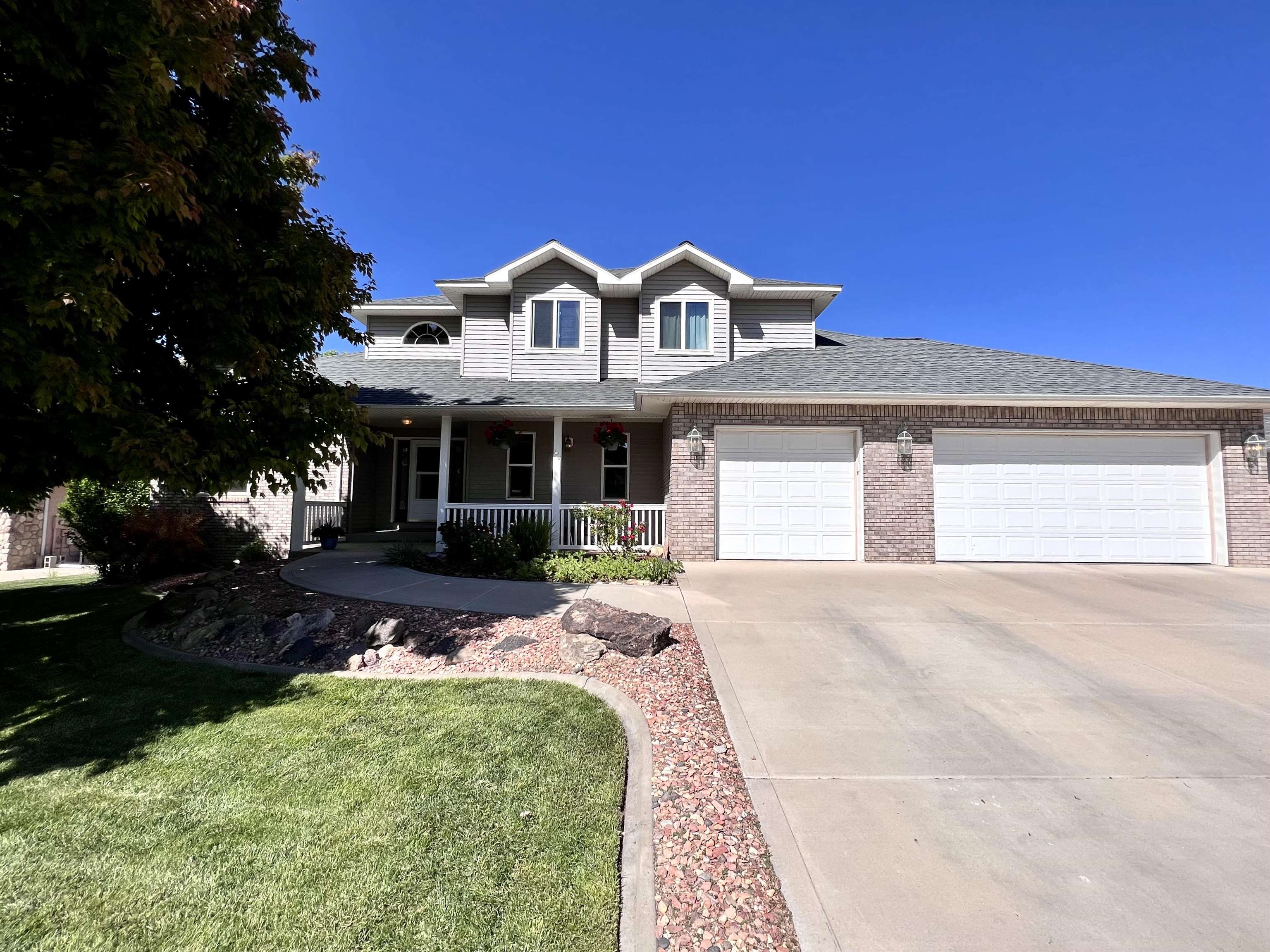 688 Country Meadows Drive, Grand Junction, CO 81507
