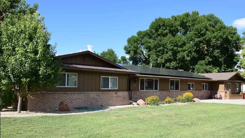Investment property 10 bedroom home (8 conforming) in the Redlands with over 3,200 SF, full landscaping, an in-ground pool! Currently leased at $3,200/mo. to an Assisted Living Facility through February of 2026. Property could be converted to residential or a duplex with current zoning. Strong existing income, with great future upside for added value in a great Redlands area!