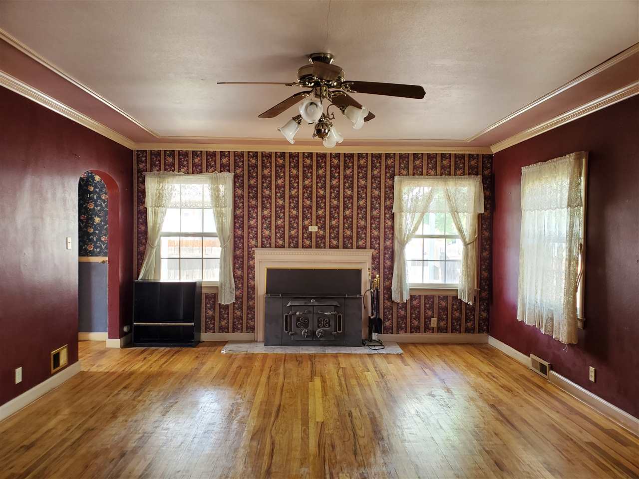 Grand Junction, CO 81501,853 White Avenue