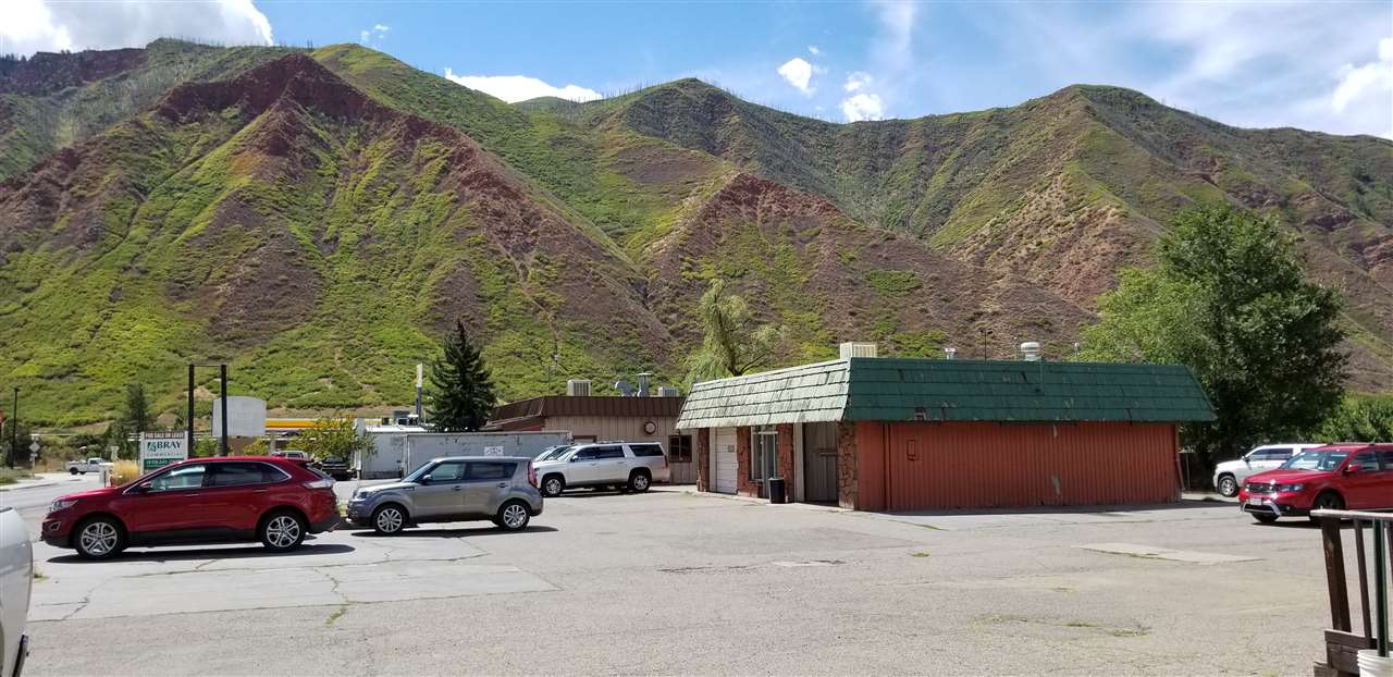 77 Mel Ray Road, Glenwood Springs, CO 81601