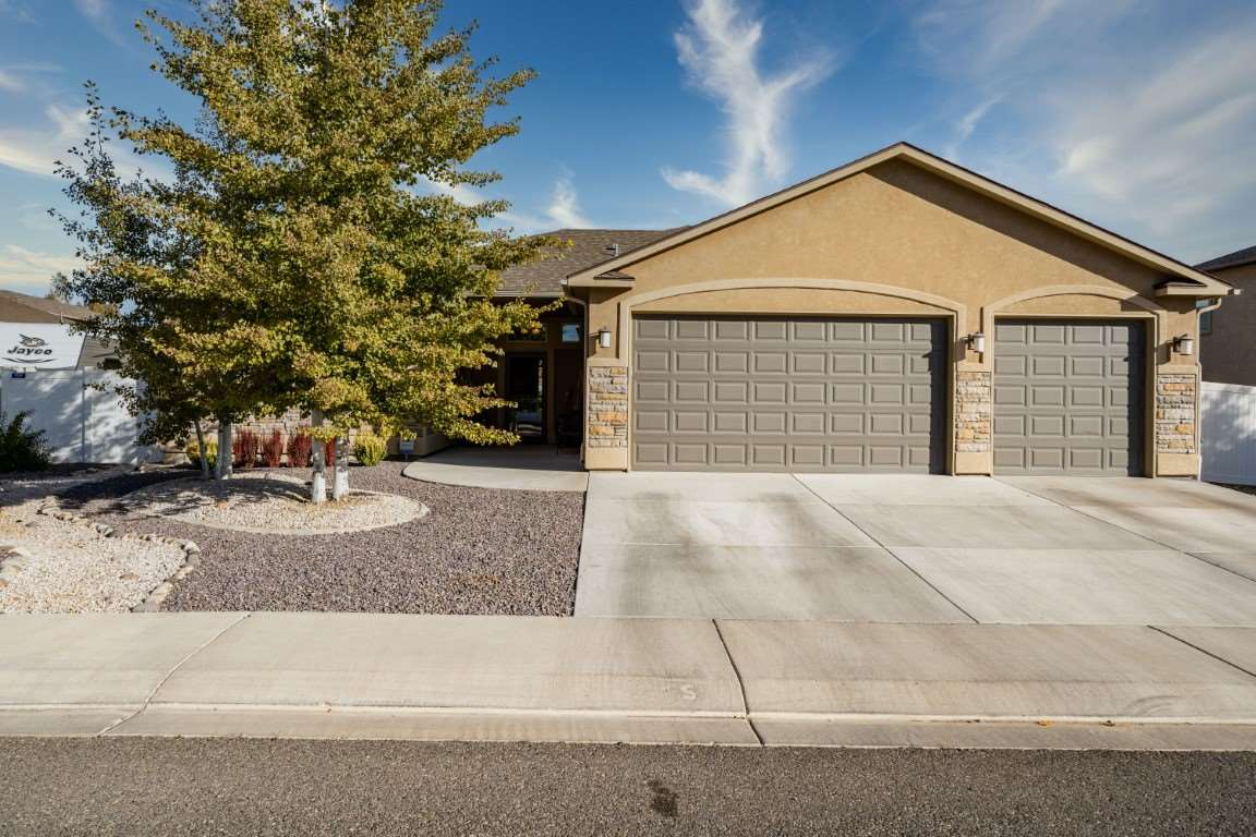 3166 Stoneburro Drive, Grand Junction, CO 81504