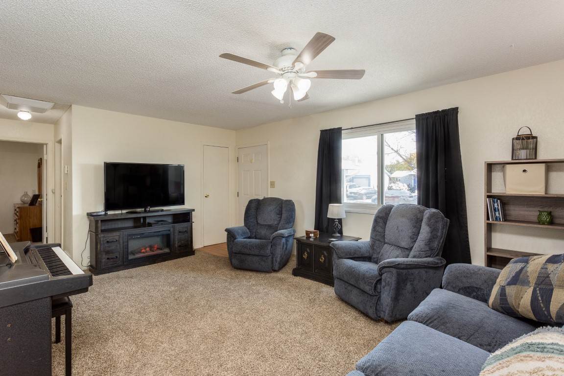 Clifton, CO 81520,519 1/2 Campbell Way