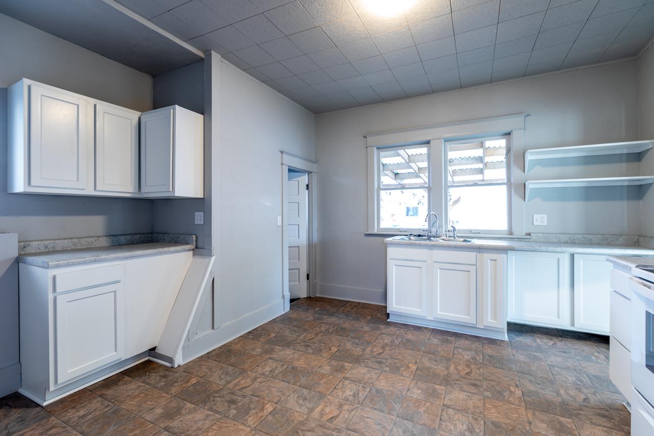 Clifton, CO 81520,216 4th Street