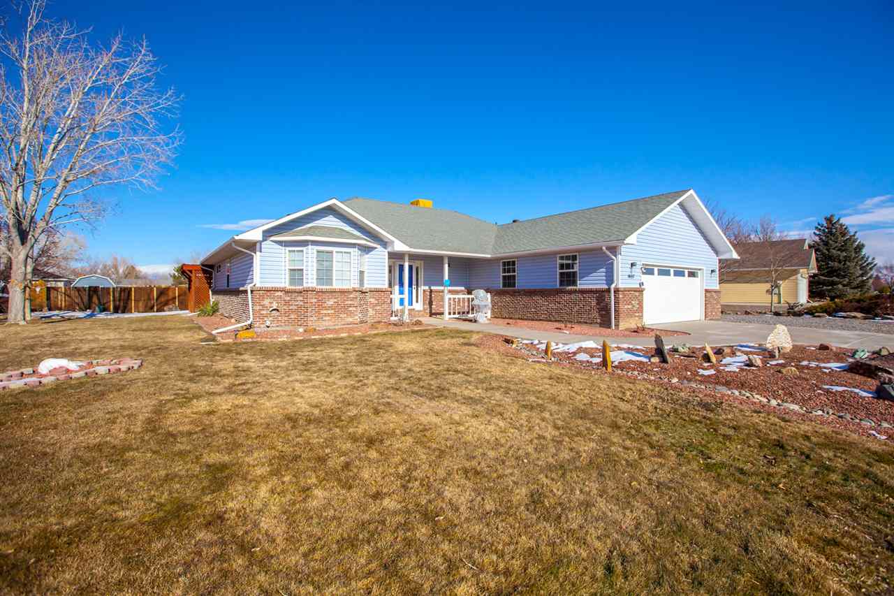 1657 Sneffels Street, Montrose, CO 81401-6423