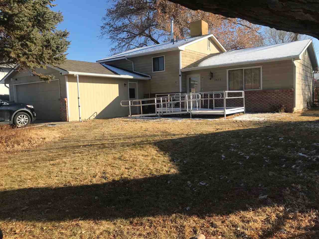 2823 Newport Circle, Grand Junction, CO 81503