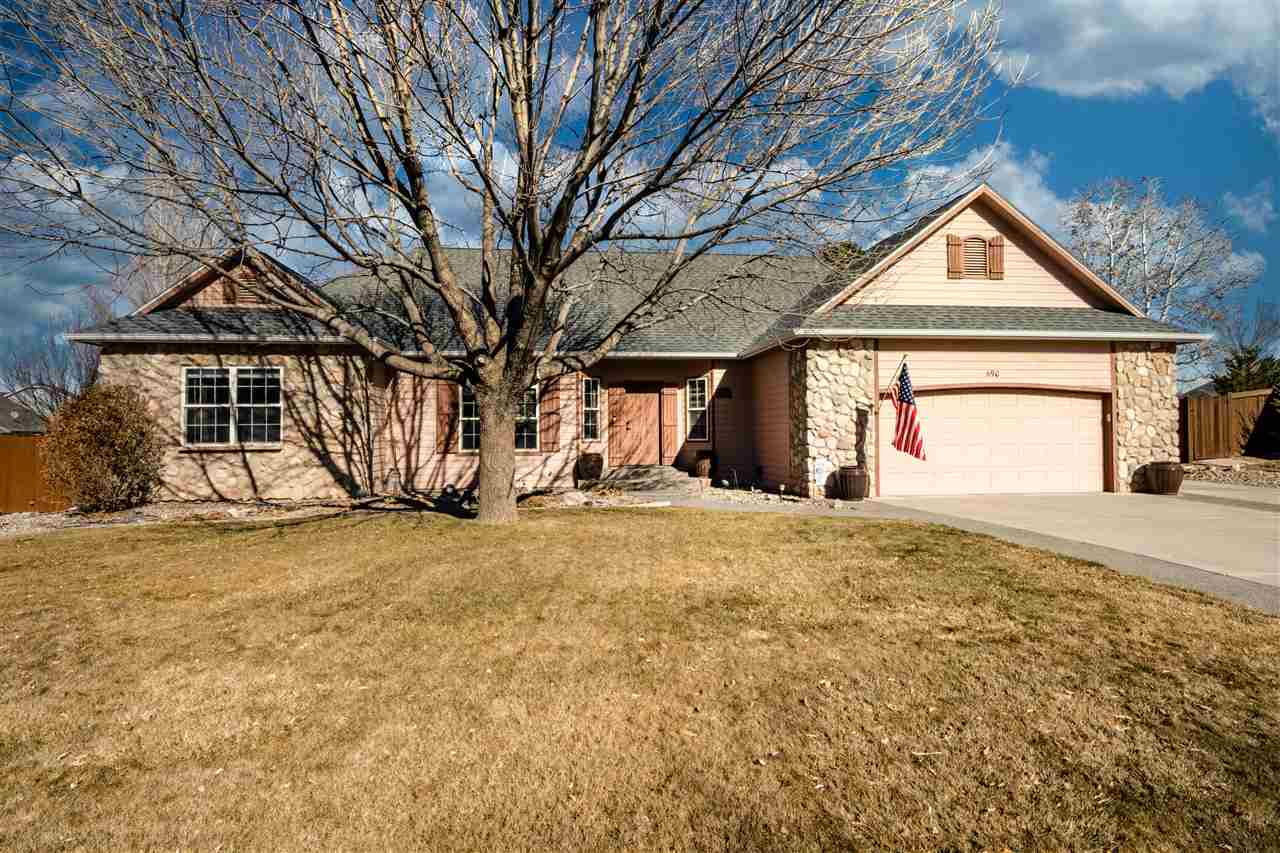 690 Country Meadows Drive, Grand Junction, CO 81507-9701