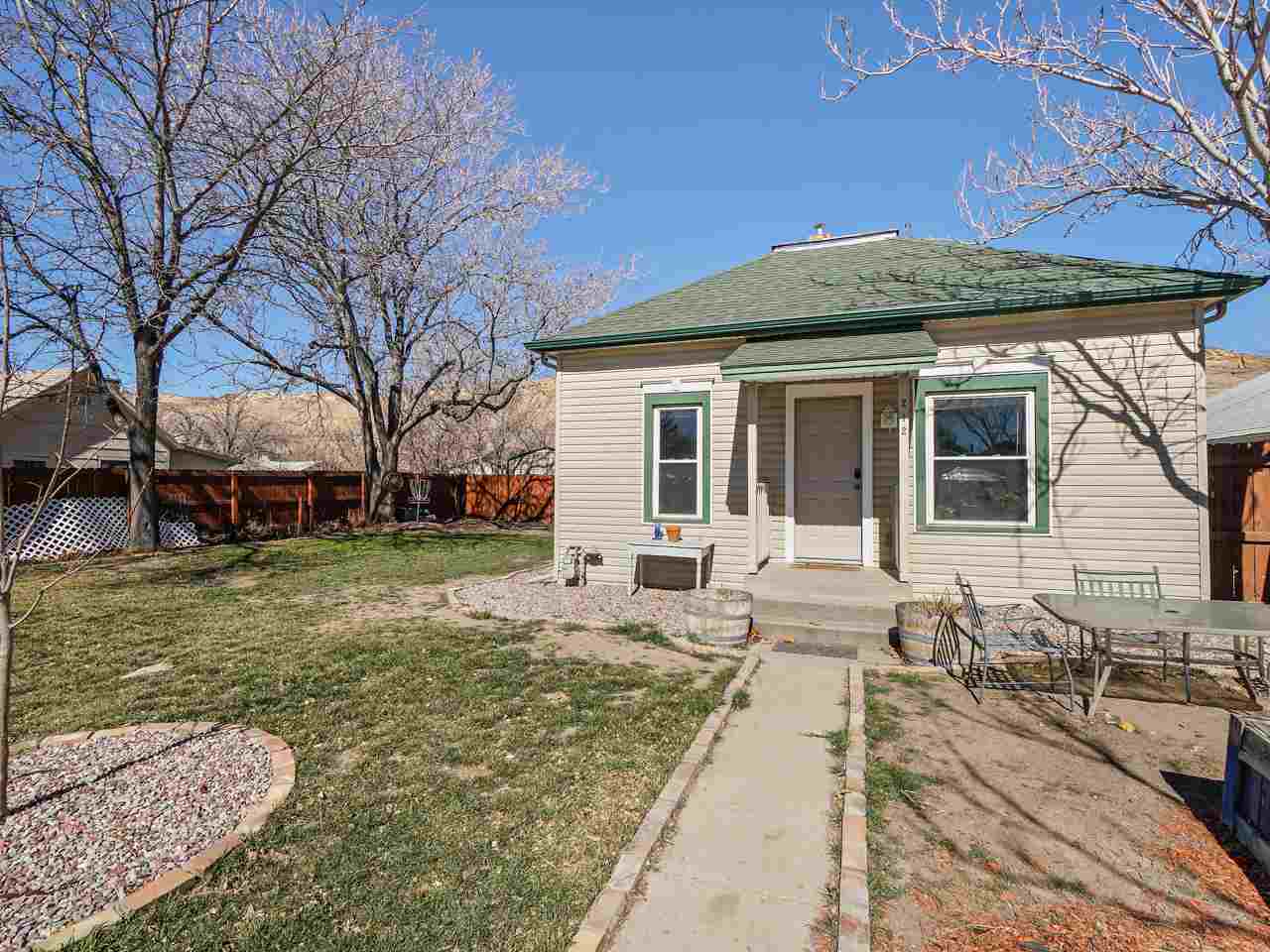 Palisade, CO 81526,212 W 5th Street