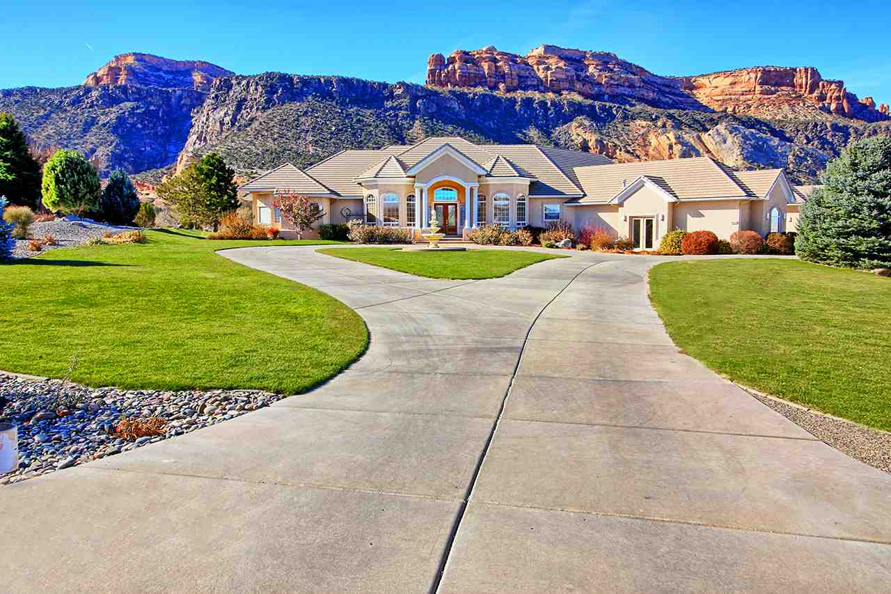 2141 Redcliff Circle, Grand Junction, CO 81507