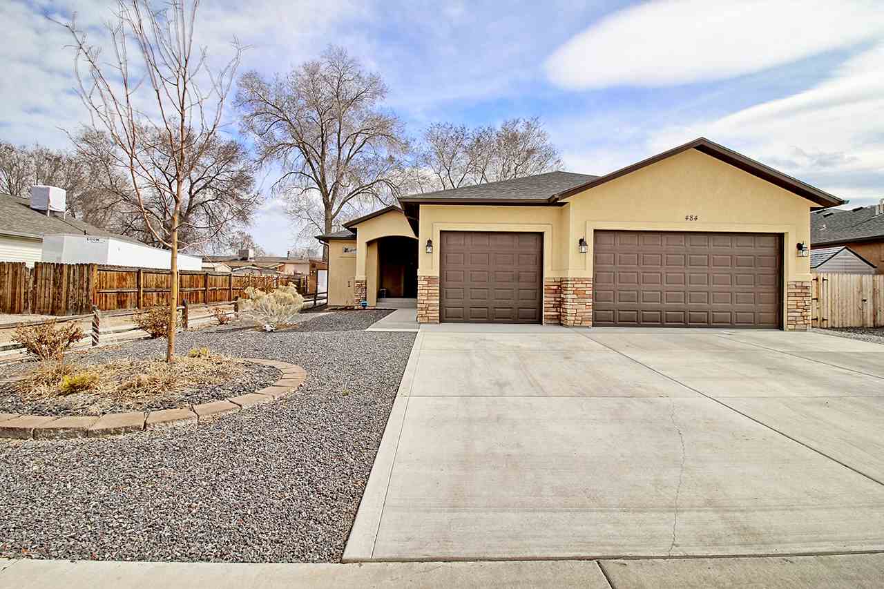 Fruita, CO 81521,484 Hawthorne Street