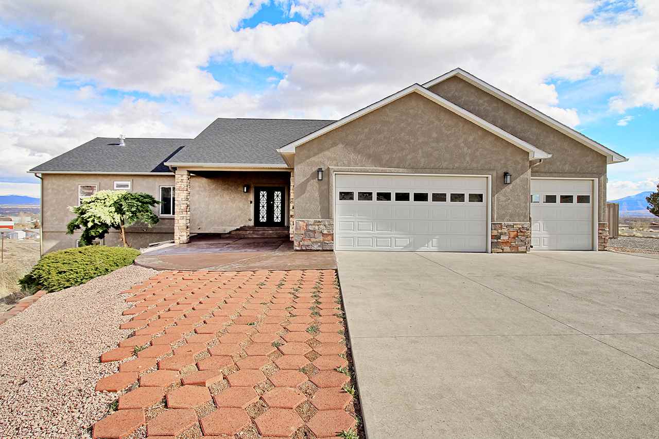 2544 Grand Overlook Drive, Grand Junction, CO 81507