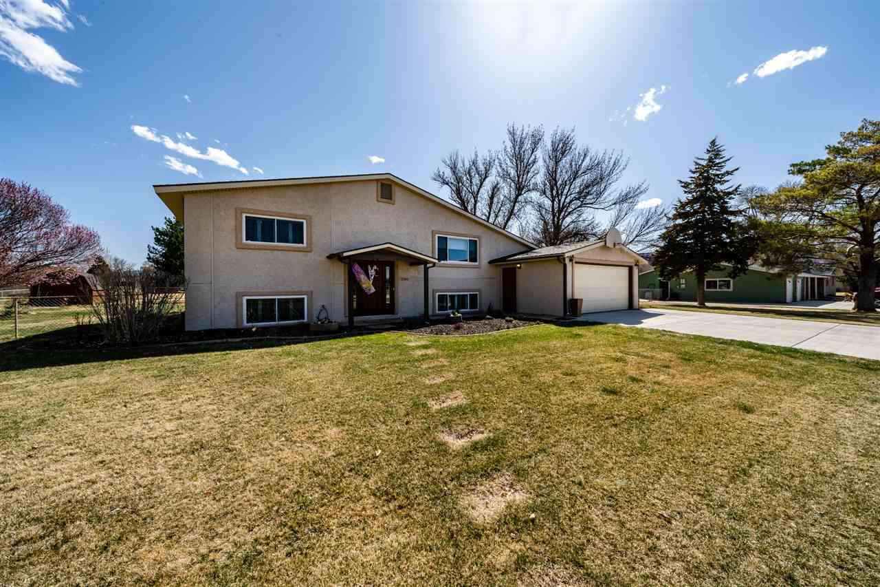 2261 Willow Wood Road, Grand Junction, CO 81507