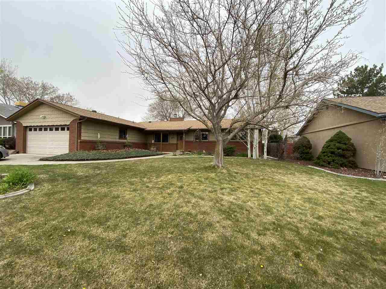 2401 Pheasant Run Circle, Grand Junction, CO 81506