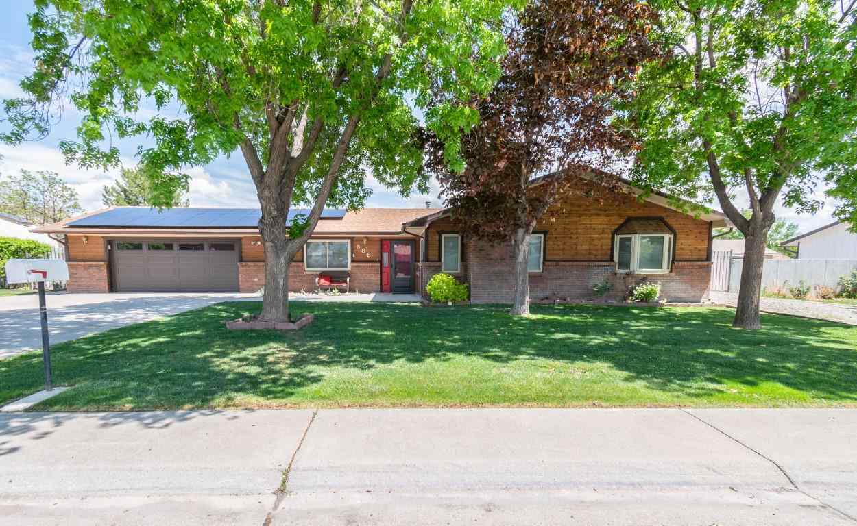 586 Stanford Way, Grand Junction, CO 81504