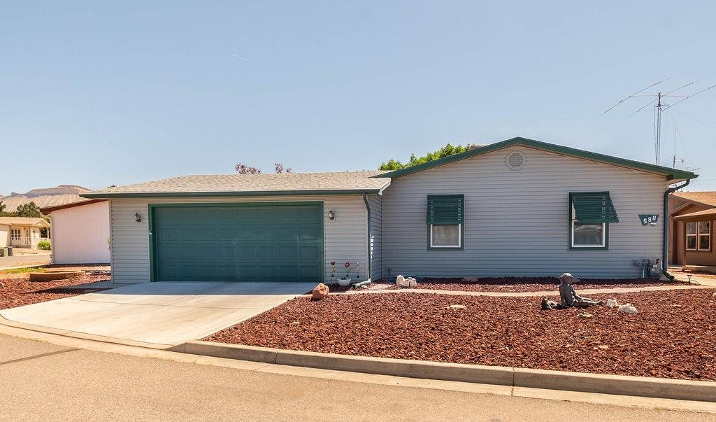 588 W Conestoga Circle, Grand Junction, CO 81504