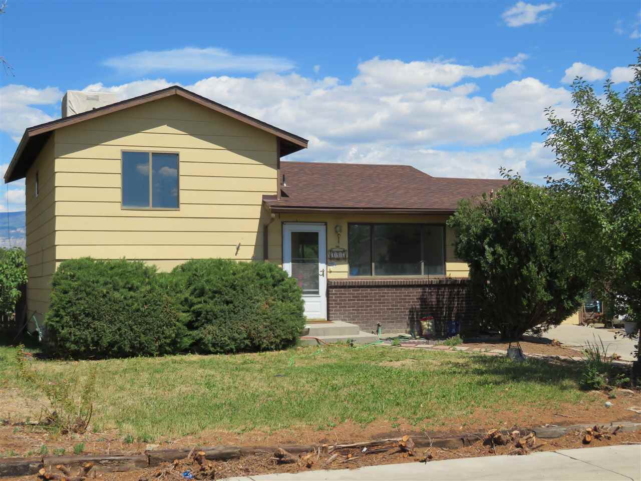 496 E Valley Street, Grand Junction, CO 81504