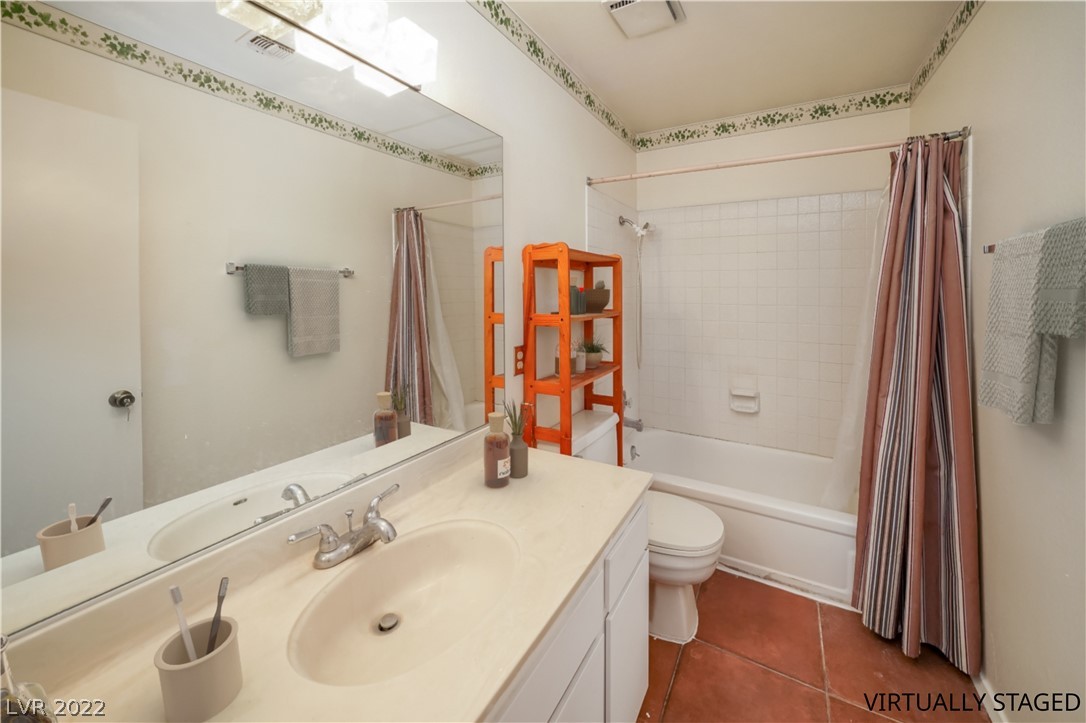 Photo #15 GUEST BATHROOM (2ND FLOOR)
(VIRTUALLY STAGED)