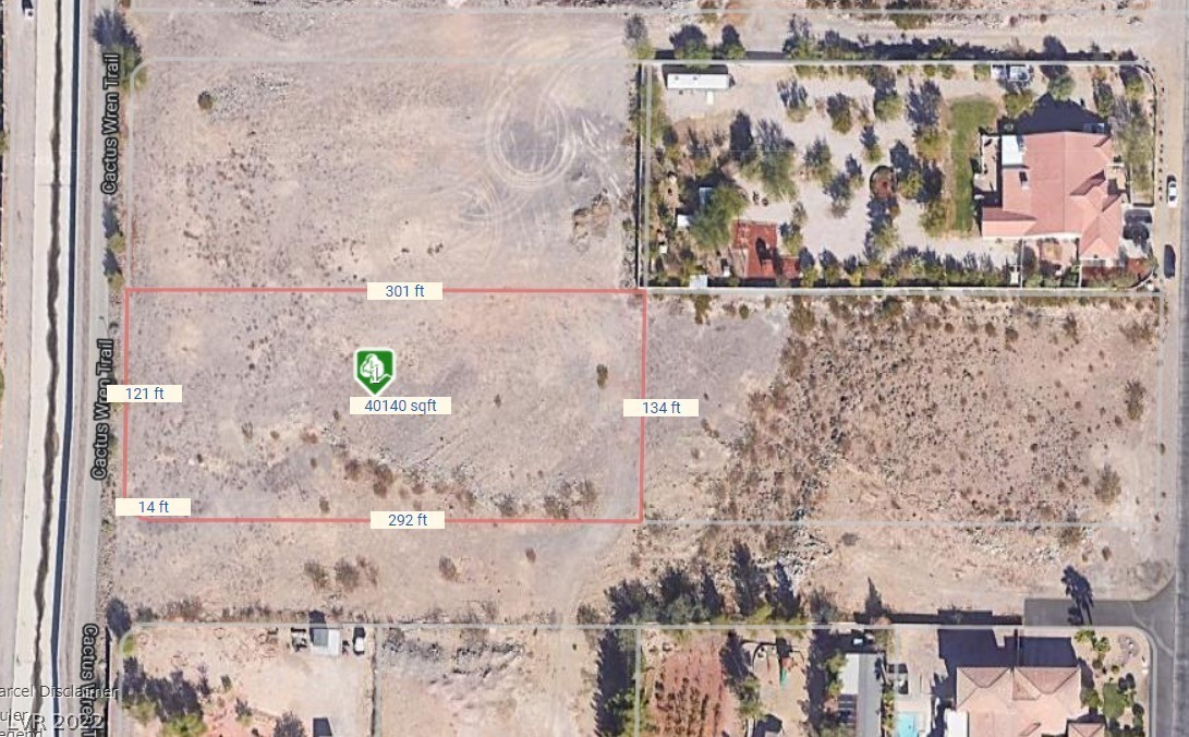Great .92 acre Henderson lot with NO HOA.