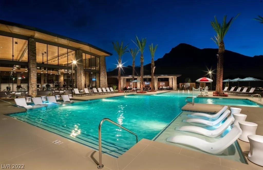 Resort pool/cabanas