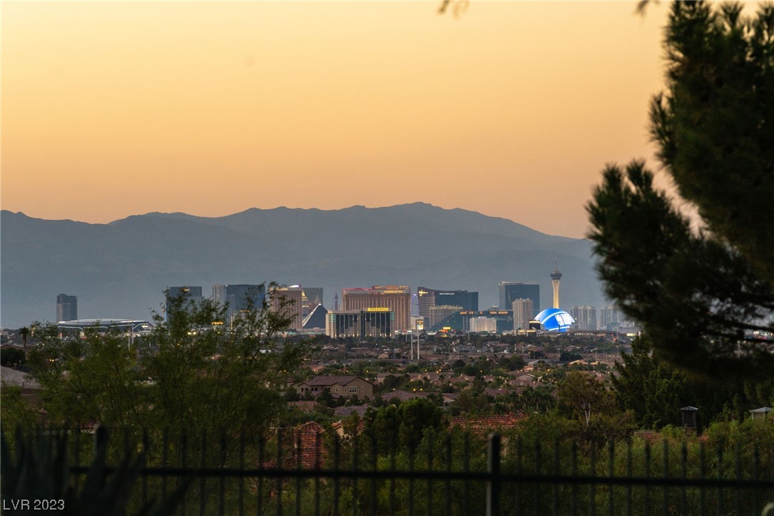 66 Golf Estates Dr Las Vegas, NV 89141 - Photo 3