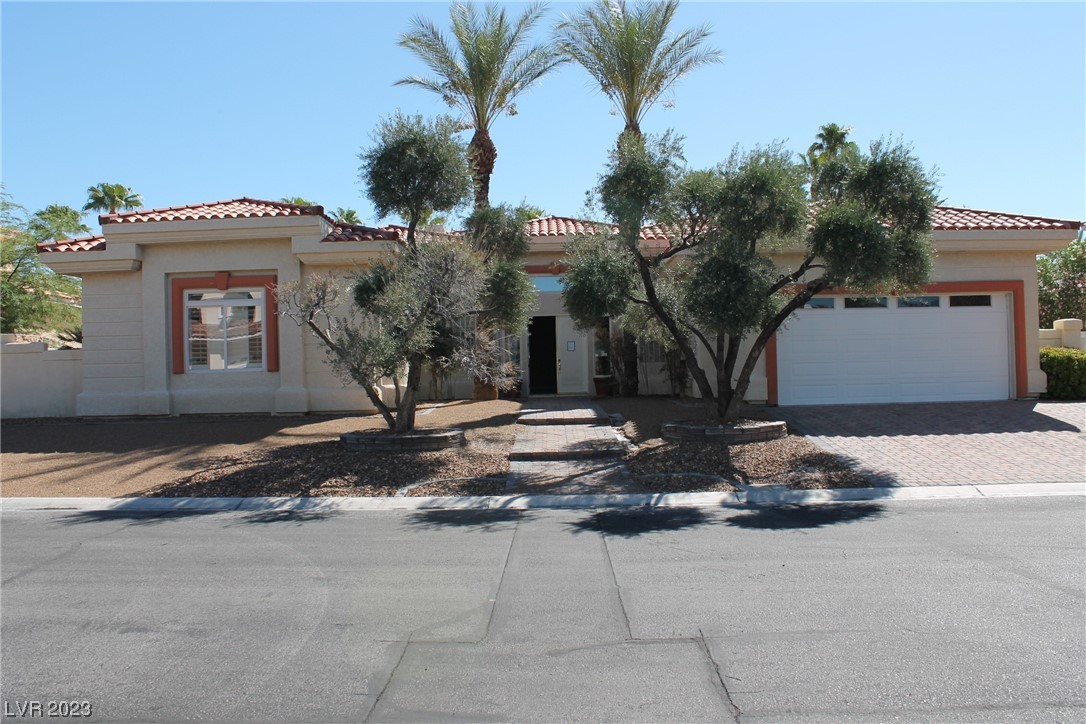 THIS IS IT!!! BEAUTIFUL SINGLE STORY HOME THAT SITS ON OVER 1/3 OF AN ACRE IN PRESTIGIOUS GUARD GATED COMMUNITY OF SPANISH HILLS; 3 BEDROOMS 3 BATHS AND ACTUAL SQUARE FOOTAGE IS 4200 SQUARE FEET; GOUMET KITCHEN WITH LARGE ISLAND AND GRANITE COUNTERTOPS; GREAT ROOM FEATURES A BUILT-IN ENTERTAINMENT CENTER AND COZY GAS FIREPLACE; LARGE PRIMARY BEDROOM WITH 2 WALK-IN CLOSETS; LARGE SEPARATE SECONDARY BEDROOMS AND DEN; BACKYARD TO INCLUDE COVERED PATIO, INGROUND POOL AND SPA; FIREPIT, BUILT-IN BARBECUE AREA, OUTDOOR FIRPLACE, ALL PERFECT FOR ALL YOUR OUTDOOR ENTAINING. WAITING FOR THE NEXT BUYER TO CALL THIS HOUSE "HOME".