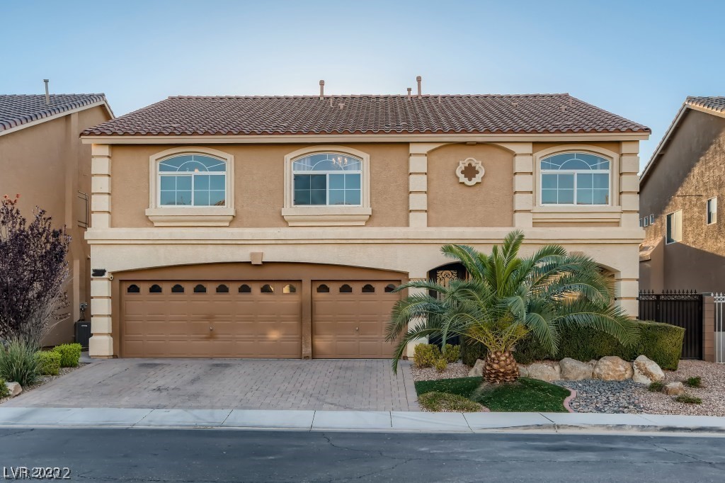 9629 Twin Rivers Court, Las Vegas, Nevada 89139, 4 Bedrooms Bedrooms, 7 Rooms Rooms,3 BathroomsBathrooms,Residential Lease,For Rent,9629 Twin Rivers Court,2540060