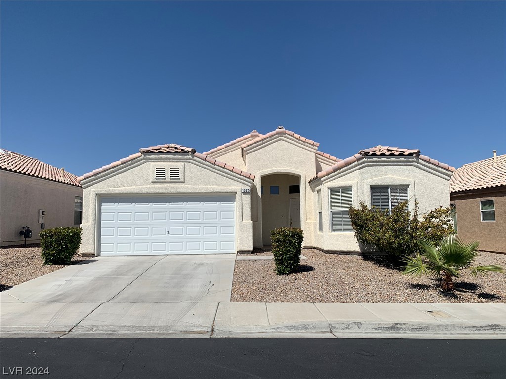 1525 Dusty Canyon Street, Henderson, Nevada 89052, 3 Bedrooms Bedrooms, 7 Rooms Rooms,2 BathroomsBathrooms,Residential,For Sale,1525 Dusty Canyon Street,2557744