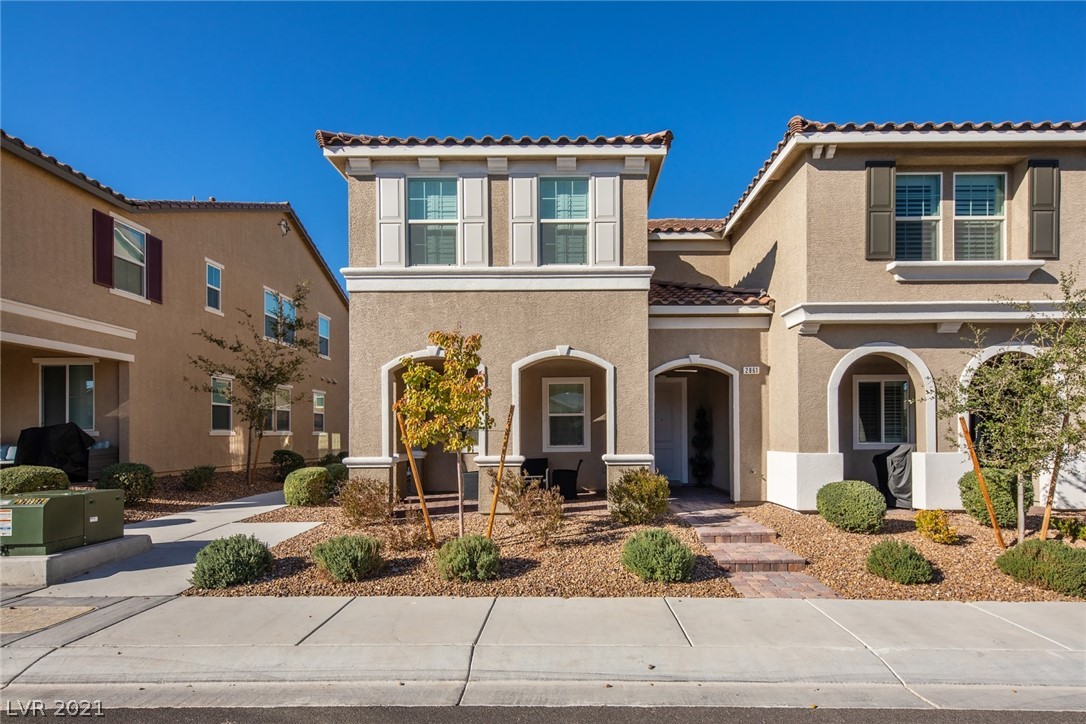 2861 Tanager Hill Street, Henderson, Nevada 89044, 3 Bedrooms Bedrooms, 8 Rooms Rooms,3 BathroomsBathrooms,Residential,For Sale,2861 Tanager Hill Street,2350541