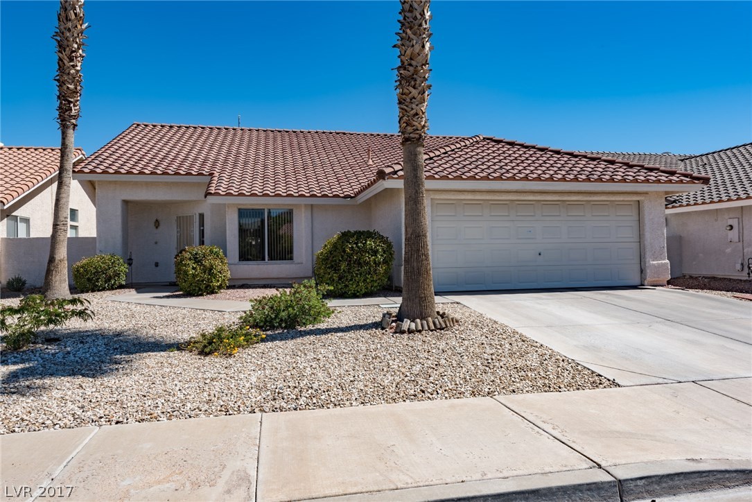 892 CORAL COTTAGE Drive, Henderson, Nevada 89002, 3 Bedrooms Bedrooms, 9 Rooms Rooms,2 BathroomsBathrooms,Residential,Sold,892 CORAL COTTAGE Drive,1899620