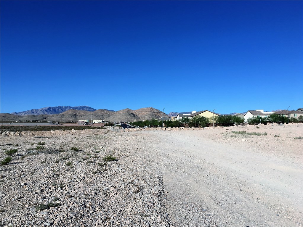 Land,Sold,Cactus, Las Vegas, Nevada 89179,82,328 Sqft,Price $500,000