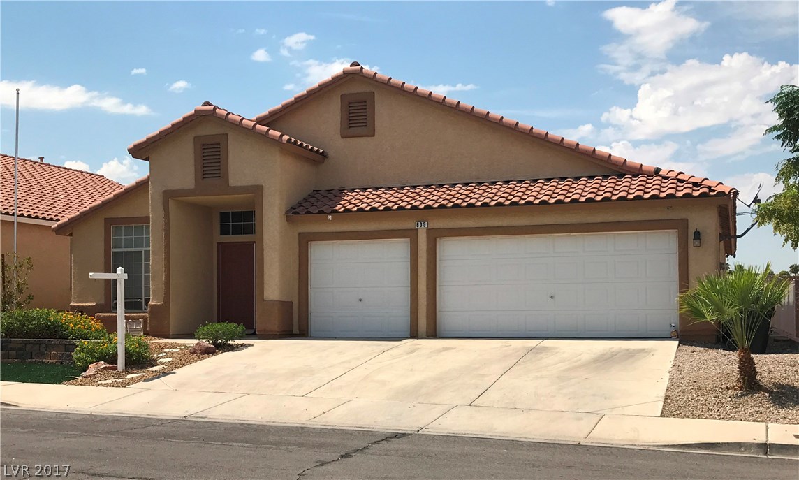 635 CAMP HILL Road, Henderson, Nevada 89015, 3 Bedrooms Bedrooms, 8 Rooms Rooms,2 BathroomsBathrooms,Residential,Sold,635 CAMP HILL Road,1930123