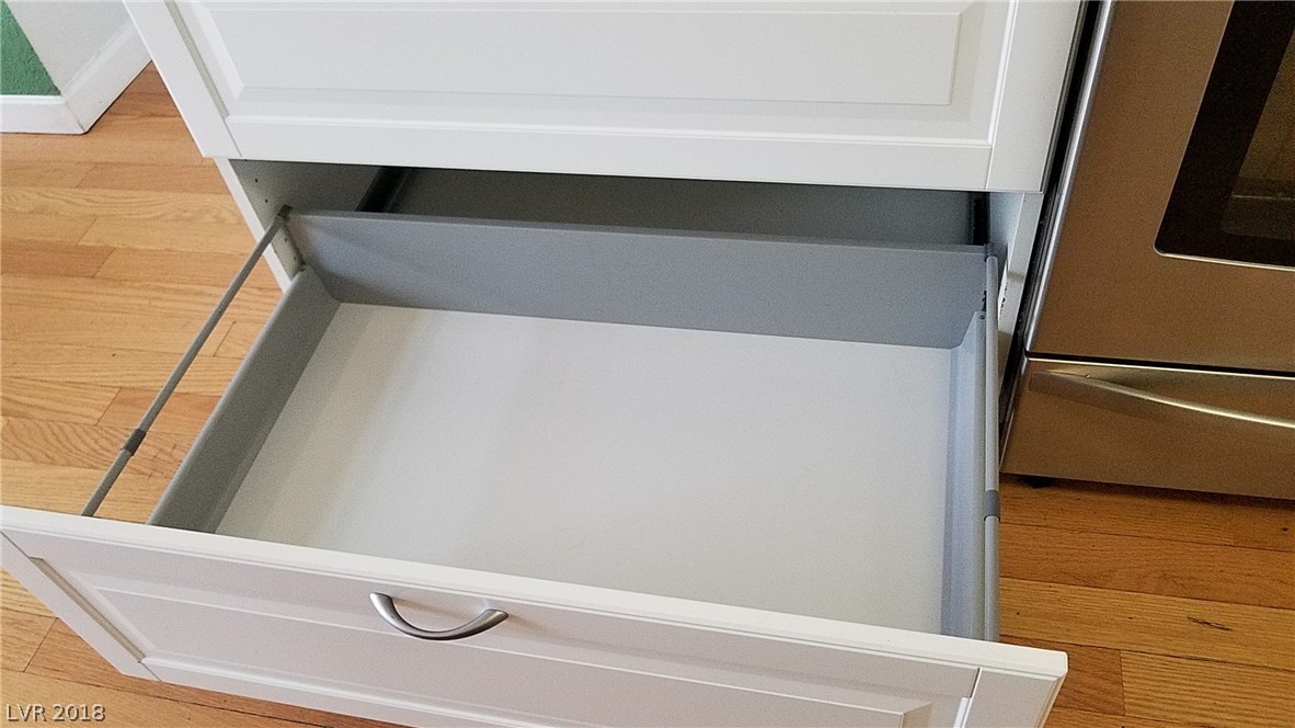 Extra deep drawer for your pots and pans; and soft-closing too!