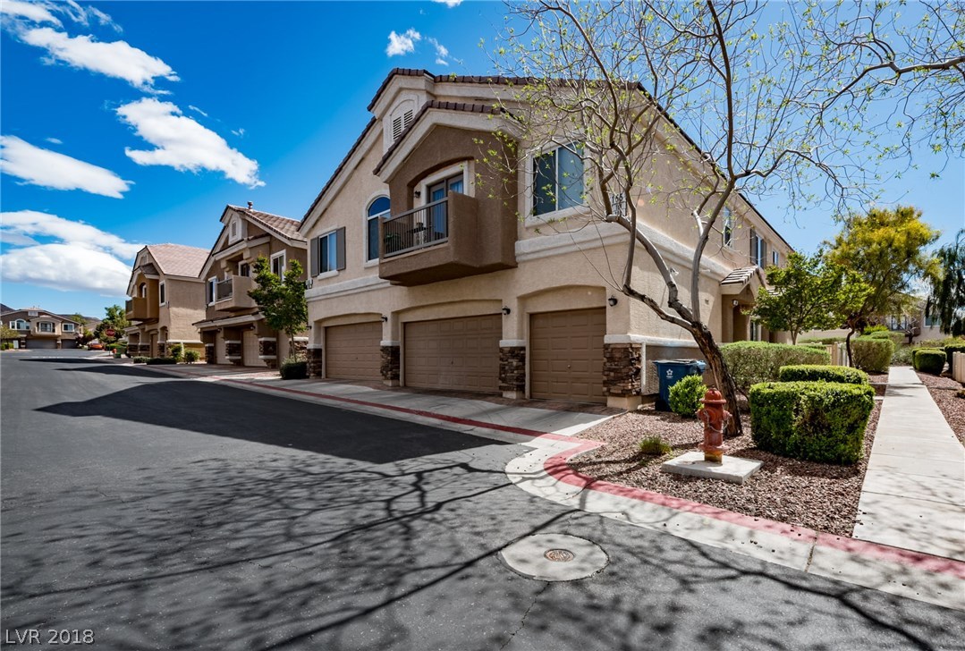 1155 HARTS BLUFF Place 2, Henderson, Nevada 89002, 3 Bedrooms Bedrooms, 6 Rooms Rooms,3 BathroomsBathrooms,Residential Lease,Sold,1155 HARTS BLUFF Place 2,1984883