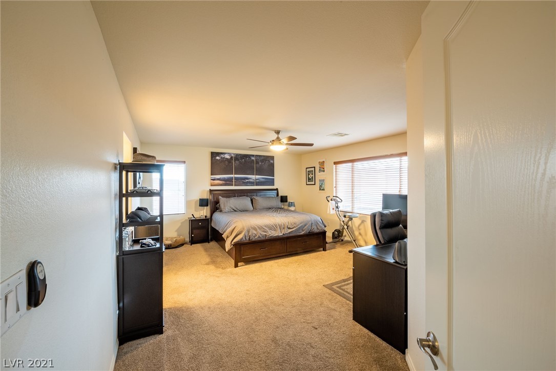 175 Golden Crown Avenue, Henderson, Nevada 89002, 4 Bedrooms Bedrooms, 10 Rooms Rooms,3 BathroomsBathrooms,Residential,Sold,175 Golden Crown Avenue,2279685
