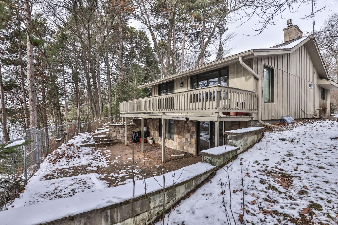 Picture 01 - Tomahawk Lake Property 194313