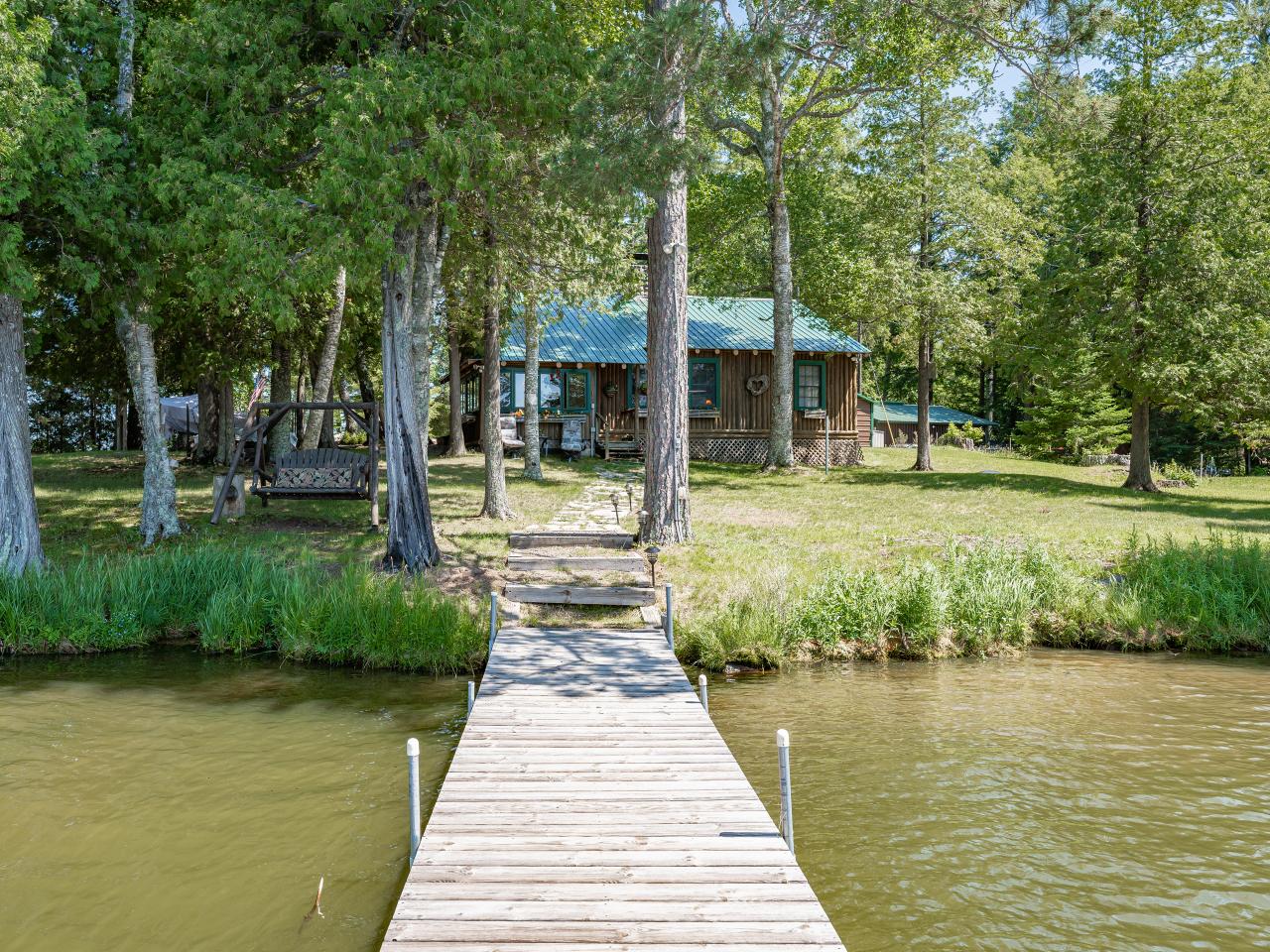 Cochran Lake Property 7308 Rainbo Lodge Ln Photo 1