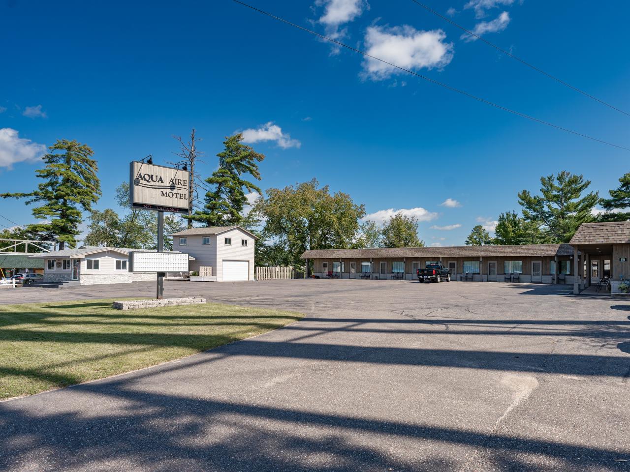 806 HWY 51, MINOCQUA, WI 54548 Redman Realty Group