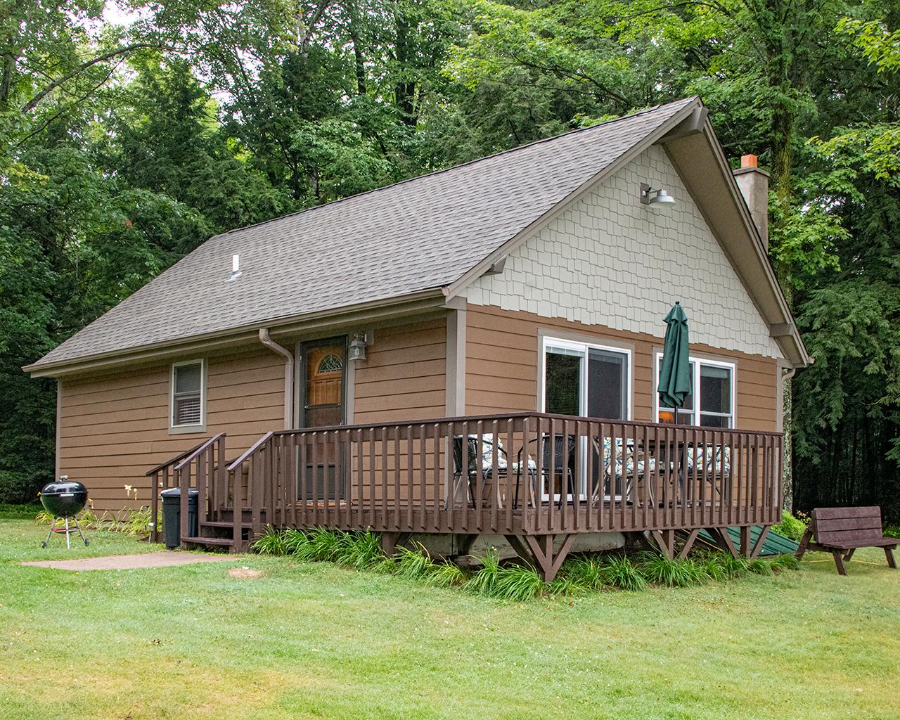 Amber Lake Property 8840 Amber Lake Rd W Photo 1