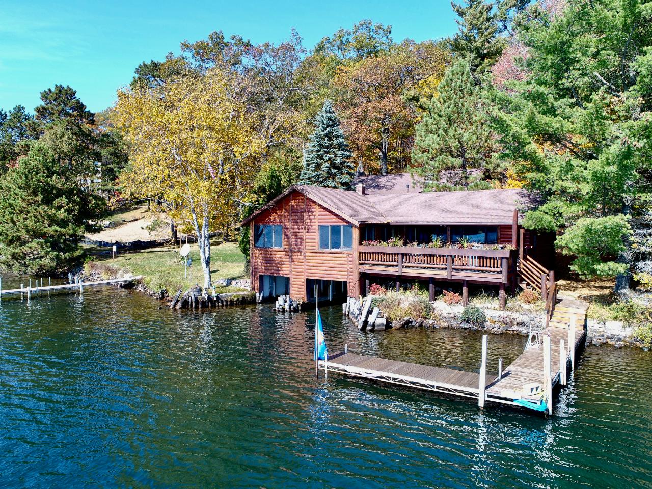 Tomahawk Lake Property 8247 Glencoe Dr Photo 1