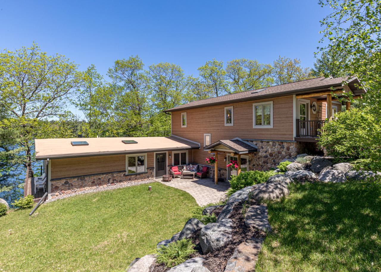 Undocumented Lake Property 8122 Hwy 51 Photo 1