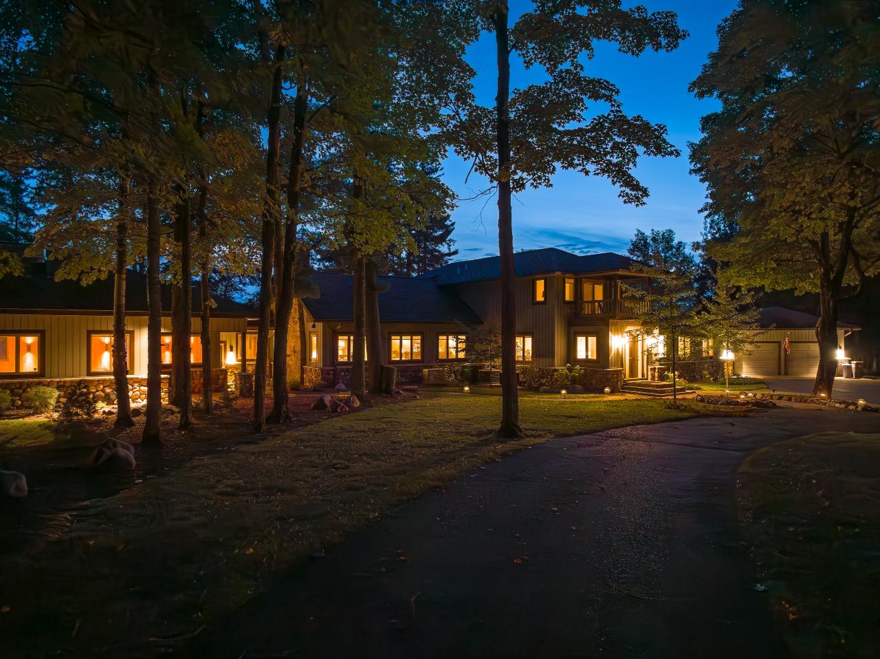 13687 SKY BLUE LN, MANITOWISH WATERS, WI 54545 Redman Realty Group