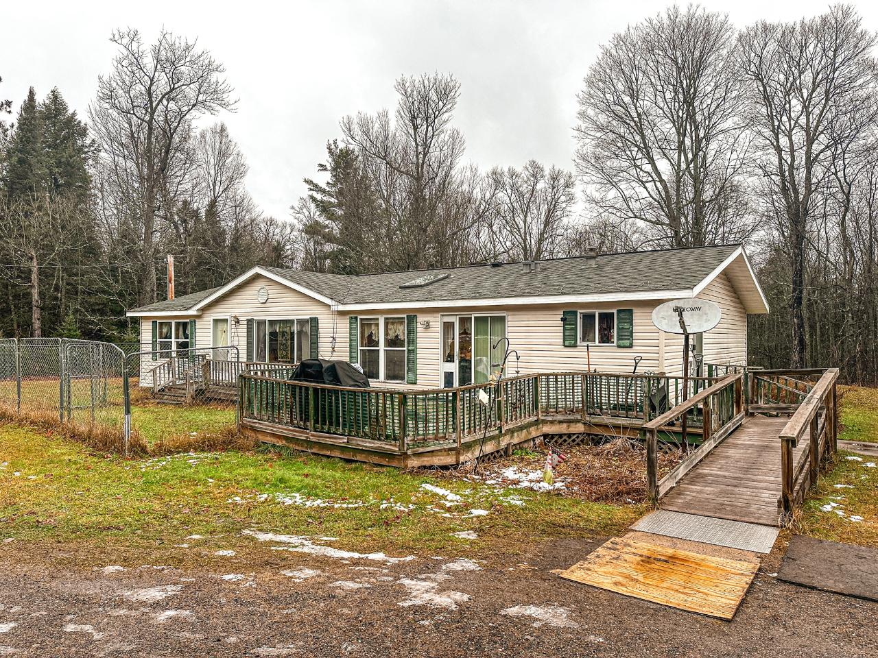 E23164 OLD US HWY 2, WATERSMEET, MI 49969 Burkett & Associates