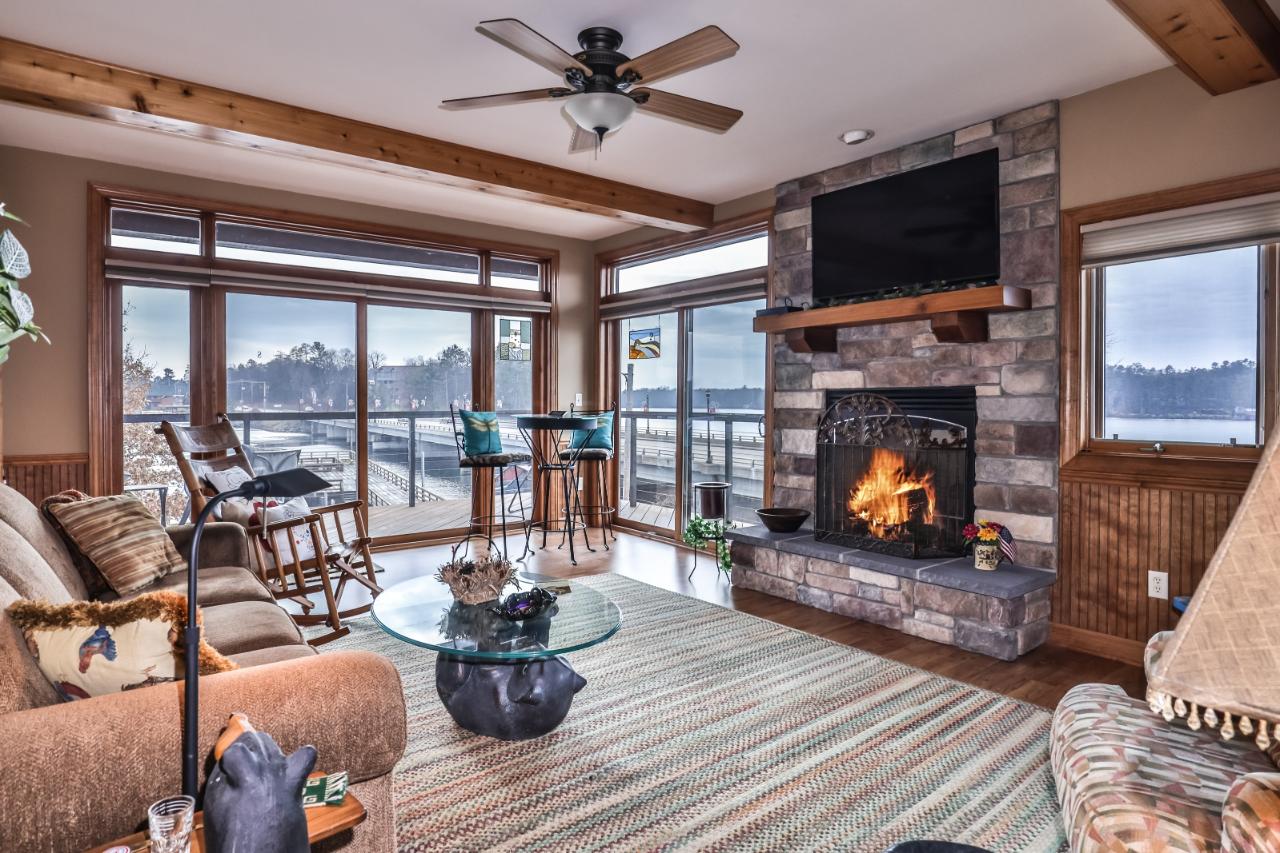 311 PARK AVE E C203, MINOCQUA, WI 54548 Redman Realty Group