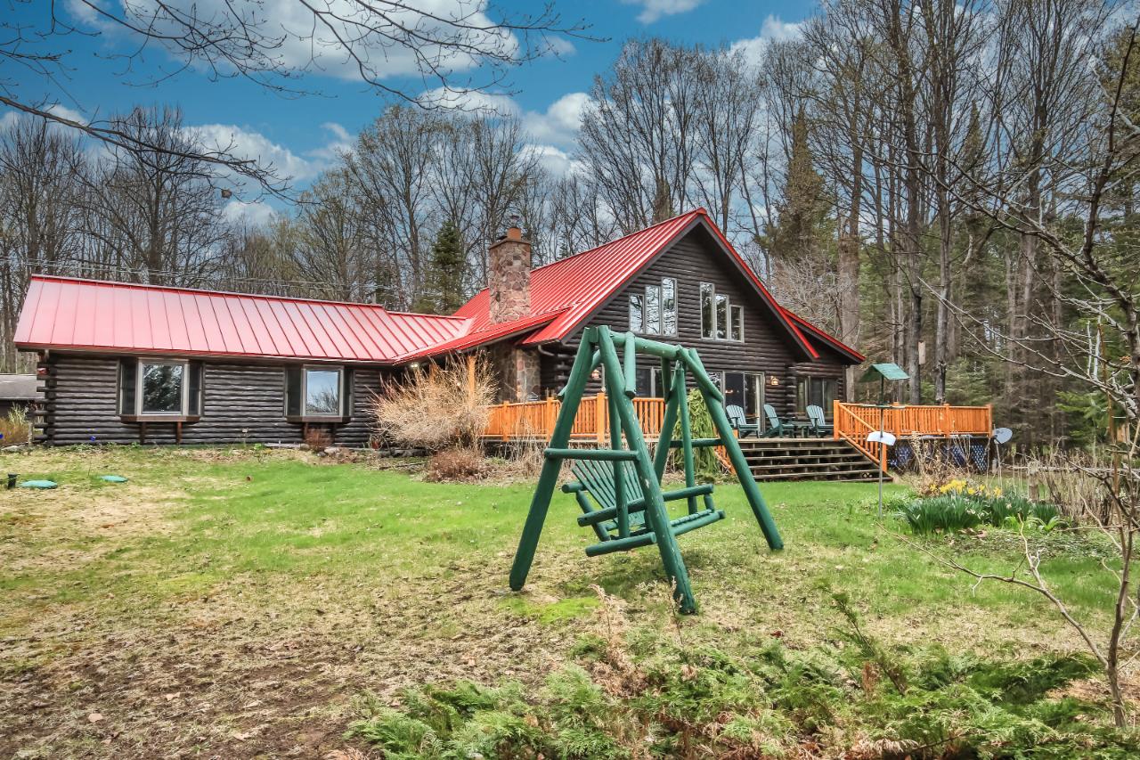 Picture 01 - Presque Isle Lake Property 190549