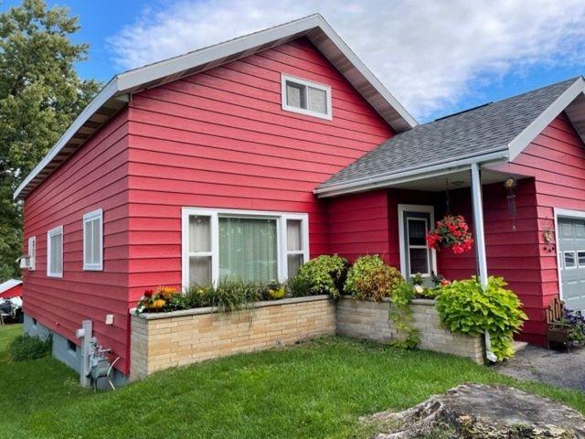 Thunder Lake Property 1680 Eagle St Photo 1