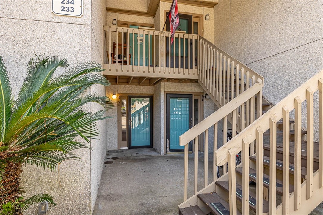 Rare opportunity to own a condo in Walmar Grove on St. Simons Island! These do not come on the market very often! This is a highly desirable GROUND FLOOR - END UNIT in a sought after island location. This 2 BD, 2 BA unit boasts tile flooring throughout main living areas, a separate dining room, closed in (heated & cooled) former back porch providing extra square footage for sunroom, office or flex space, updated quartz kitchen counter tops, updated Pella energy efficient windows, programable keyless entry, programable HVAC controller, dedicated outdoor electric receptacle for EV auto charging, updated bathrooms, finished storage closet with shelving and more! MOVE IN READY! Community pool (recently refinished and renovated), newer metal roofs, quiet, friendly community and great island location close to shopping, restaurants and amenities. Minimum 90 day rental period. https://walmargrove.com/